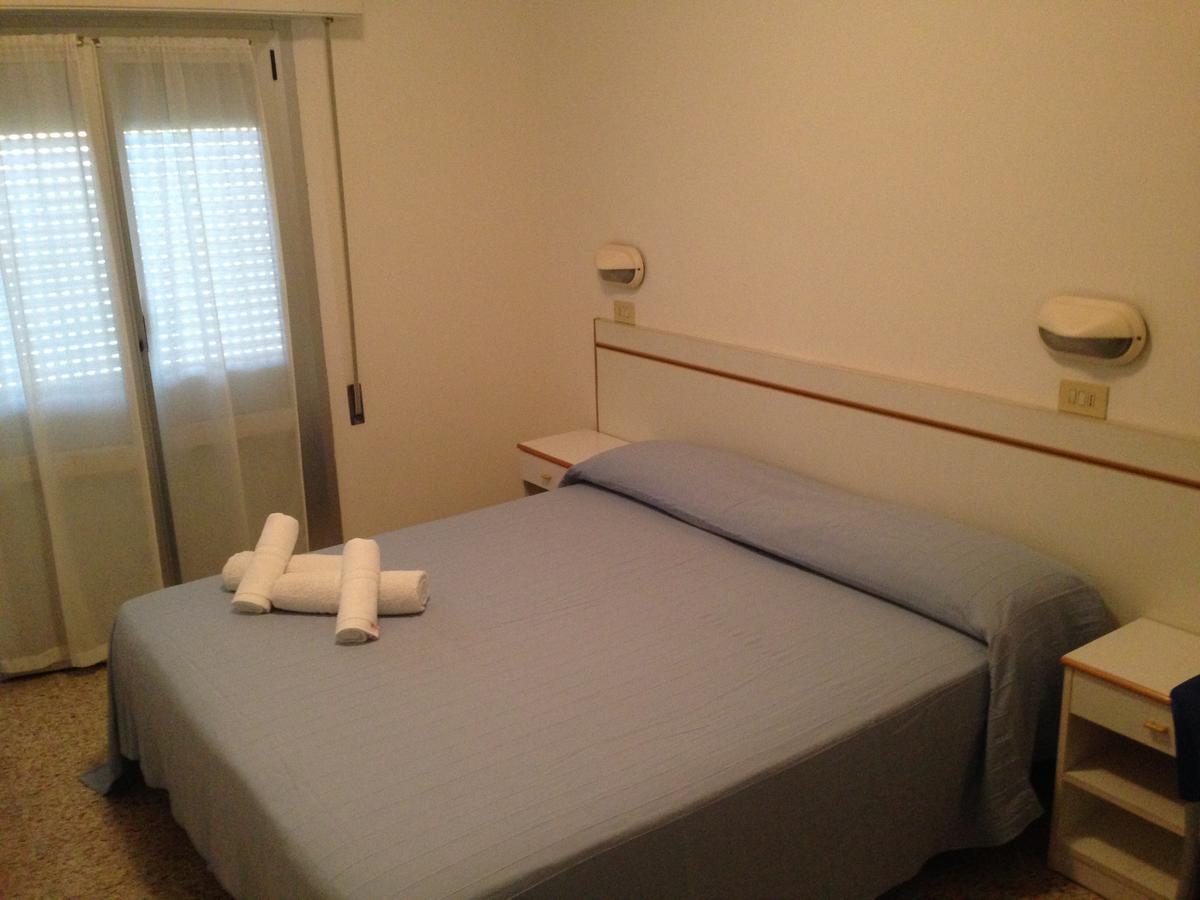 Hotel Cecchini Marebello Εξωτερικό φωτογραφία